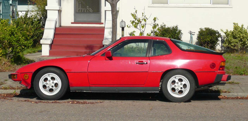 Illustration for article titled 1988 Porsche 924 S